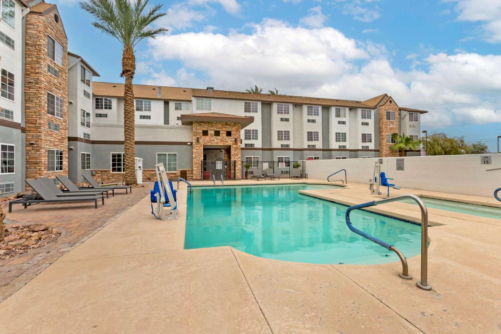 Best Western Plus Yuma Foothills Inn & Suites Zewnętrze zdjęcie